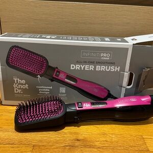 Conair InfinitiPro Pink Dryer Brush